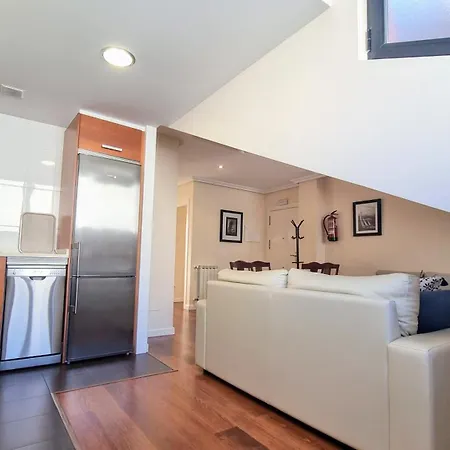 Atico Leon Apartment *