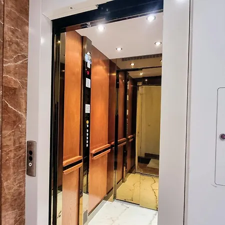 Atico Leon Apartment